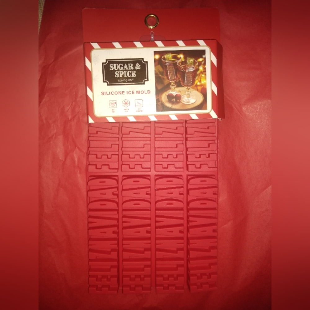 Feliz Navidad Ice Mold